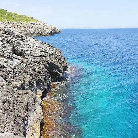 Azzurra Villa *